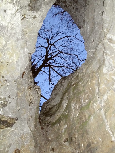 Jchymka - okno ve spodnm pate jeskyn