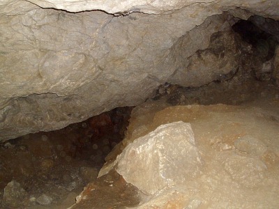 Jeskyn Pekrna - lev stna