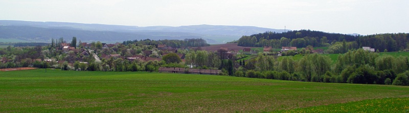 Panoramatick fotografie obce Pamtice s osadou Amerika