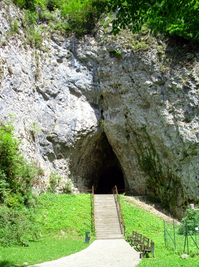 Portl Kateinsk jeskyn